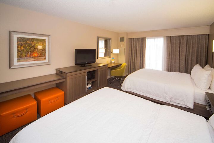 Hampton Inn & Suites Valdosta / Conference Center