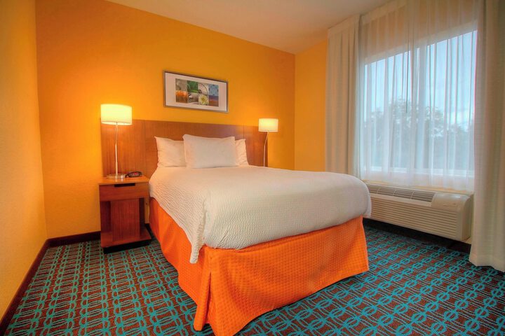 Room 22 of 27