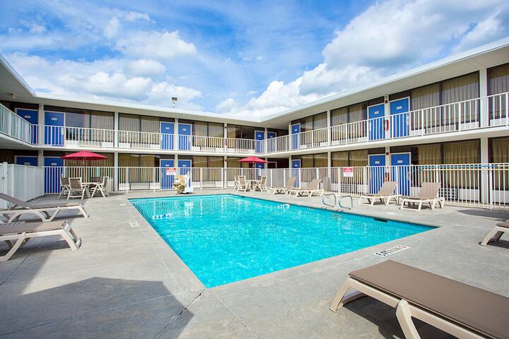 Pool 7 of 19