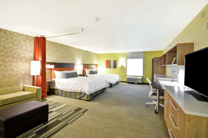 Room 25 of 43