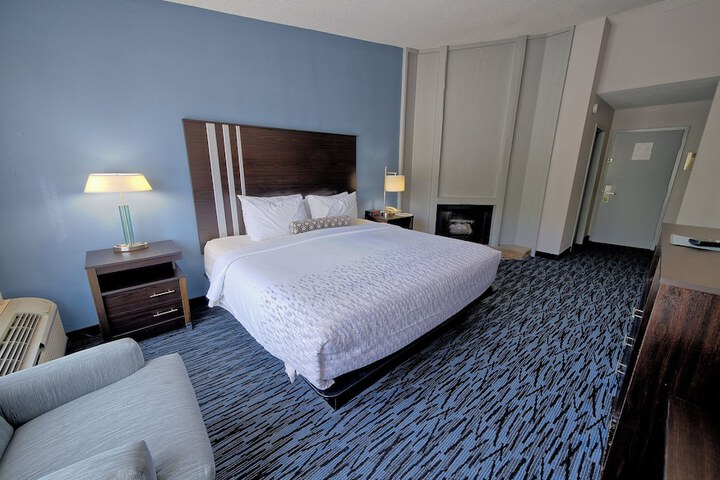 Room 40 of 45