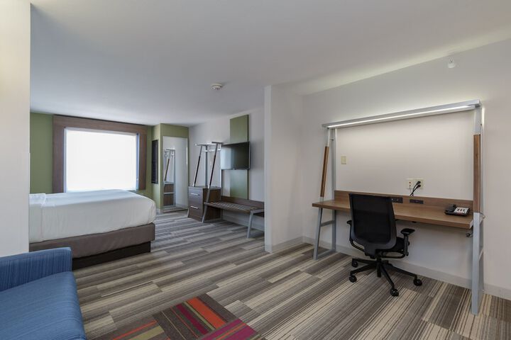 Room 40 of 97