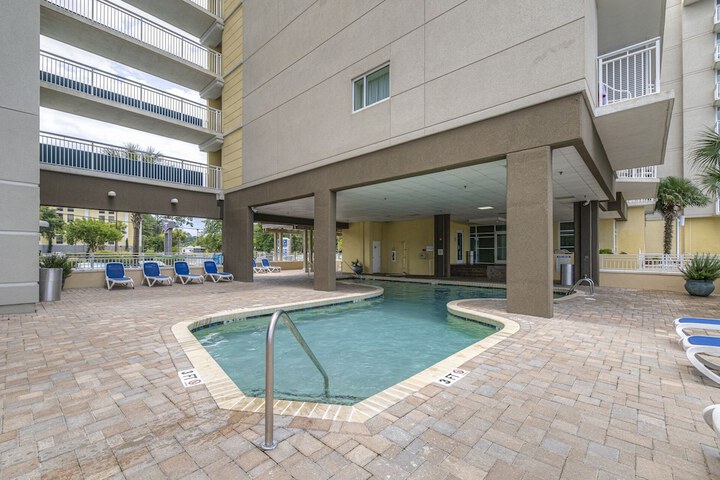 Pool 9 of 37