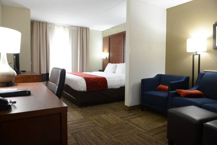 Comfort Suites Urbana Champaign University Area