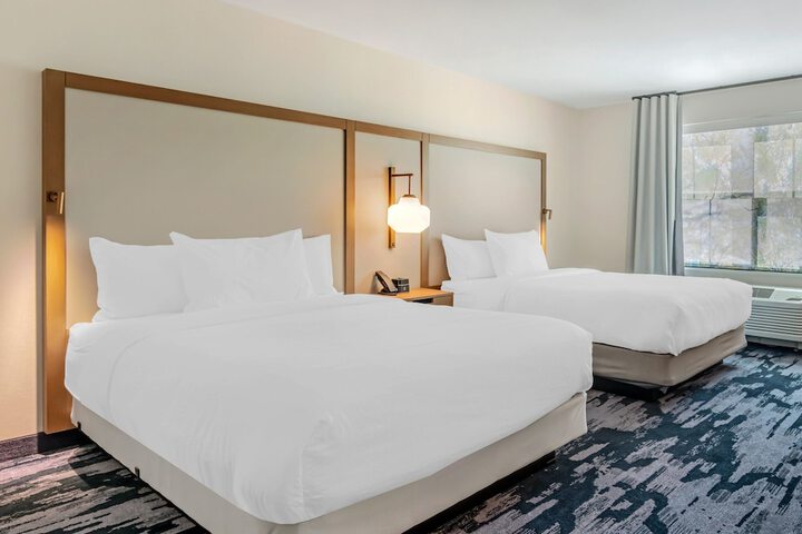 Room 42 of 71