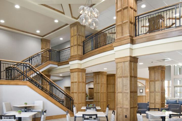 Clubhouse Hotel Suites Sioux Falls