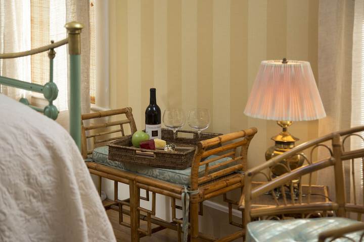 Room 10 of 59