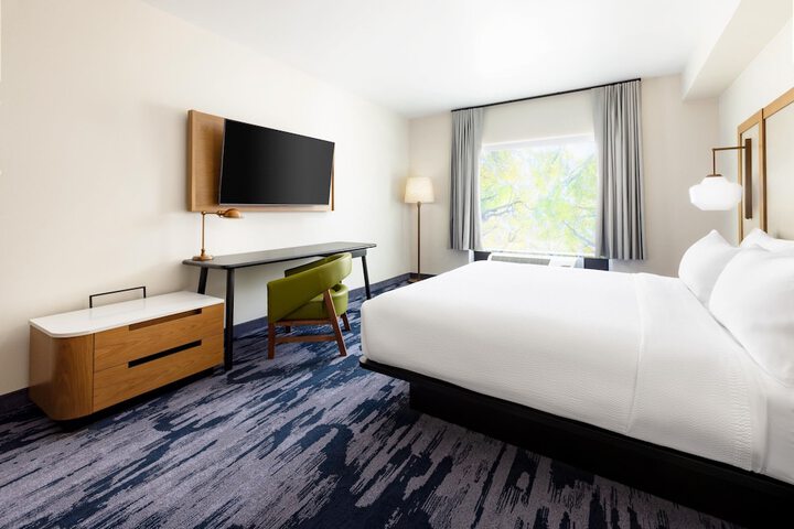 Room 21 of 30