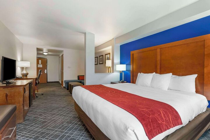Room 21 of 37