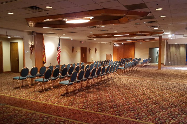 Ballroom/Hall 58 of 68