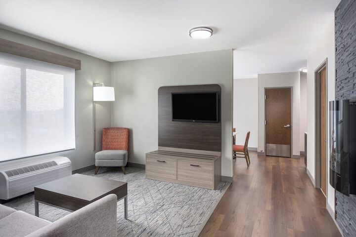 Holiday Inn Express Hotel & Suites Belgrade by IHG