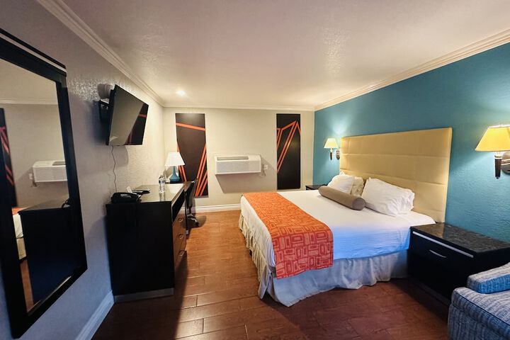 Room 50 of 62