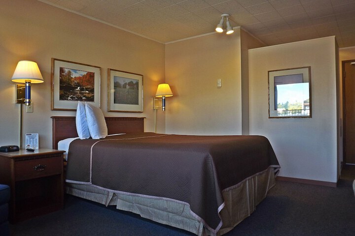 Room 19 of 32