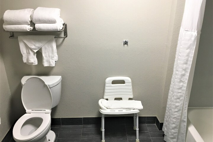 Room 21 of 58