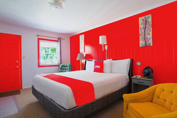 Room 10 of 23