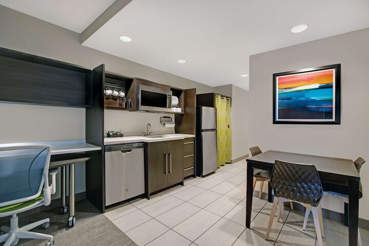 Home2 Suites Asheville Airport