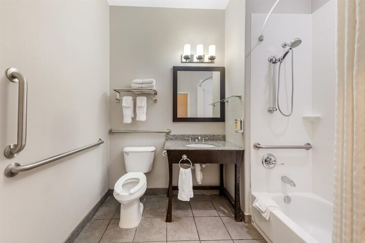 Best Western Plus Sand Bass Inn & Suites