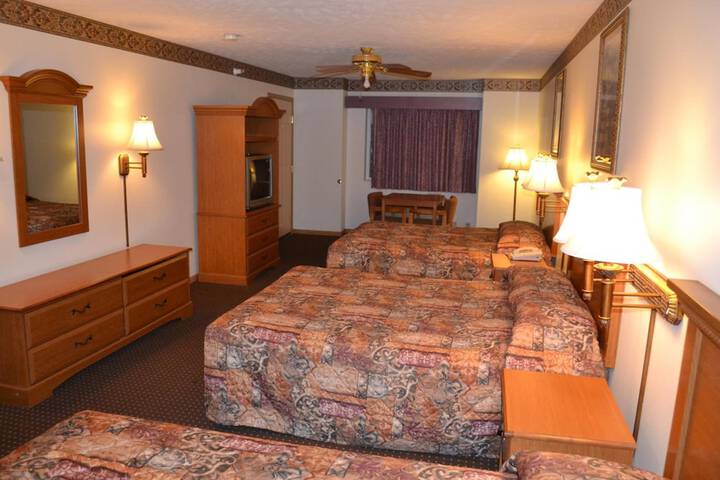 Room 14 of 46