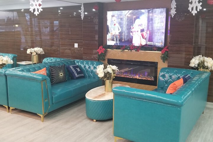 Hotel Interior 11 of 28