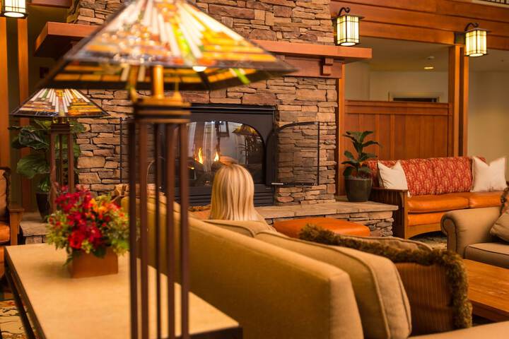Avila Village Inn