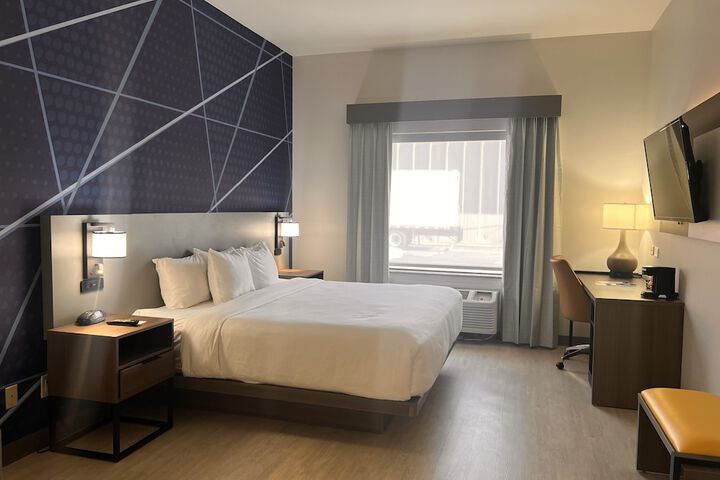 Comfort Suites Louisville Airport