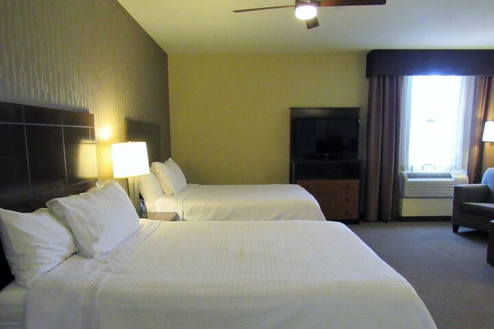 Room 85 of 118