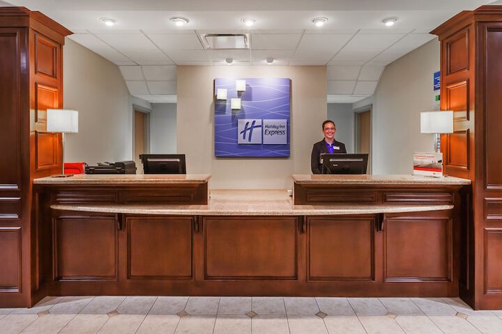 Hotel 5 of 39
