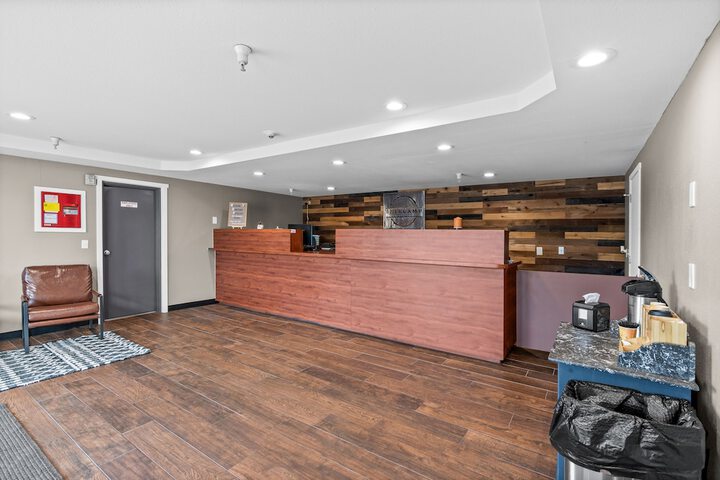 Basecamp Puyallup a Travelodge by Wyndham