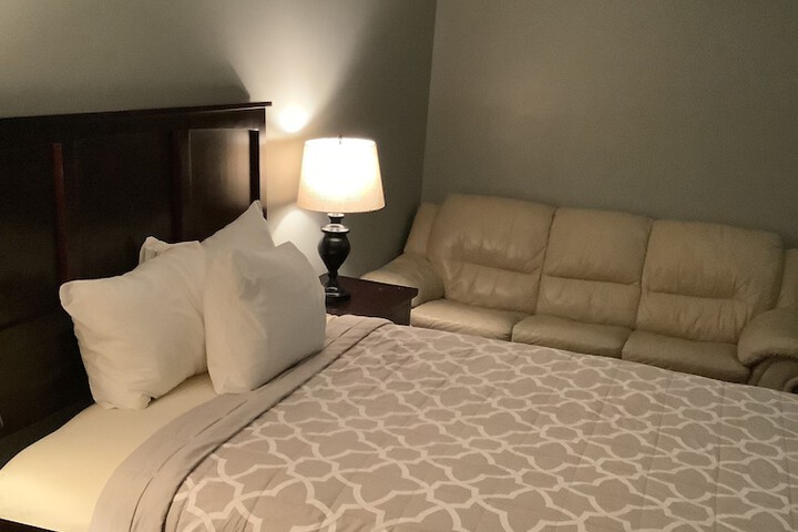 Room 16 of 42