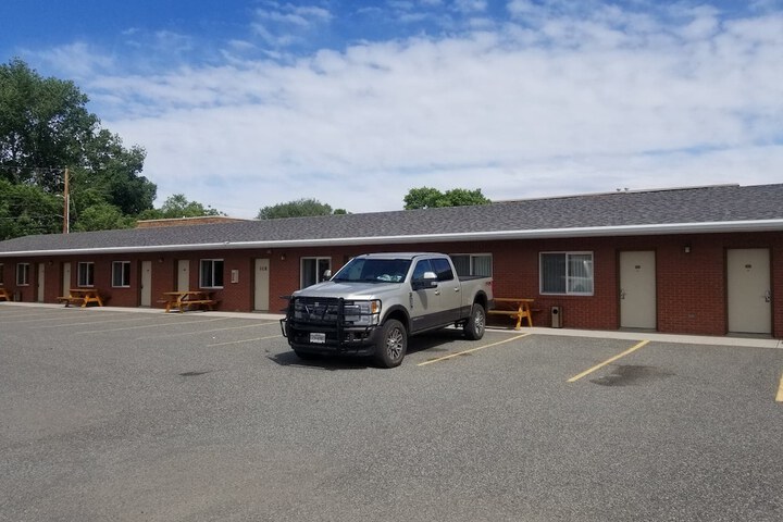 Cody Legacy Inn & Suites