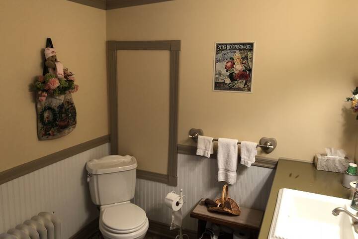 Room 22 of 32