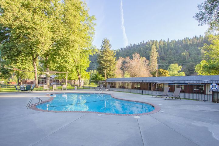 Pool 6 of 118