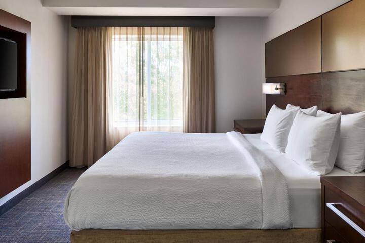 Residence Inn by Marriott Nashville SE / Murfreesboro
