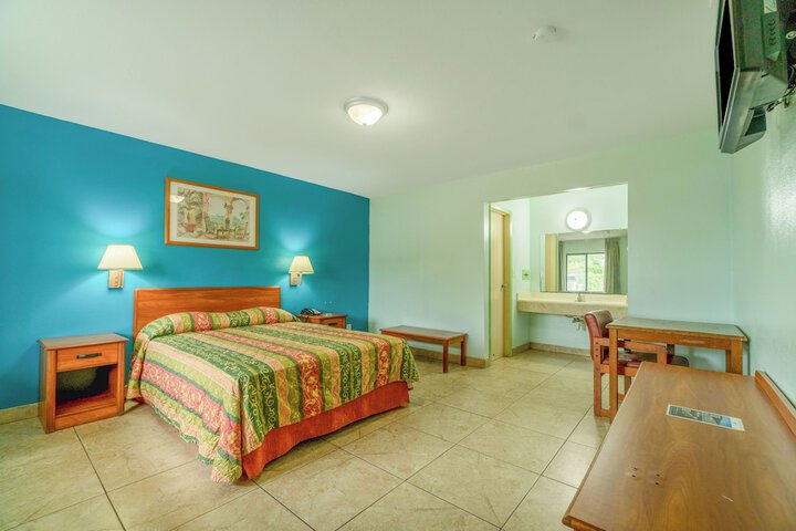 Room 32 of 56