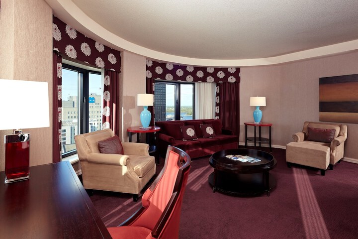 Room 65 of 189