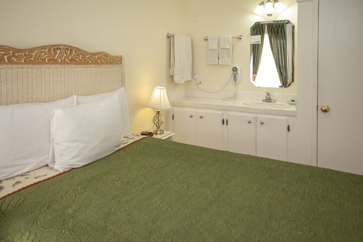 Room 48 of 116