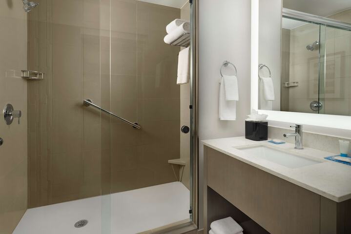 Hyatt House San Jose Airport