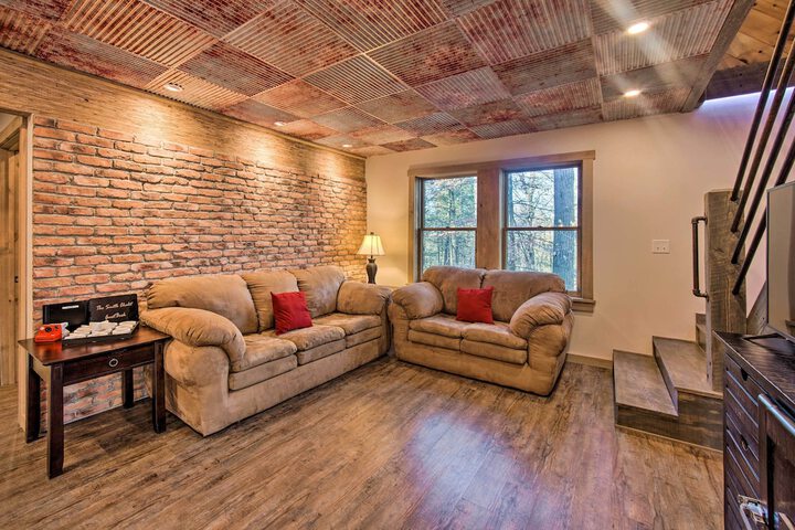 timberland Estates Cabin: Close to Trails!
