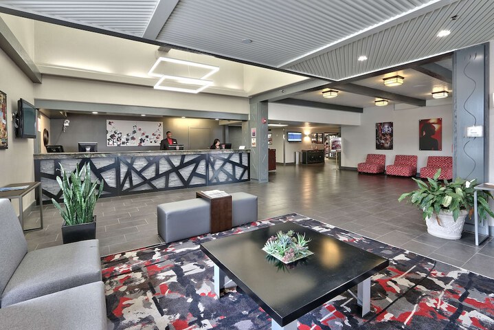 Hotel Interior 10 of 64