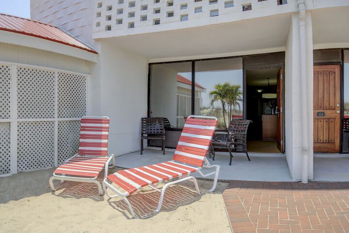 Terrace/Patio 76 of 77
