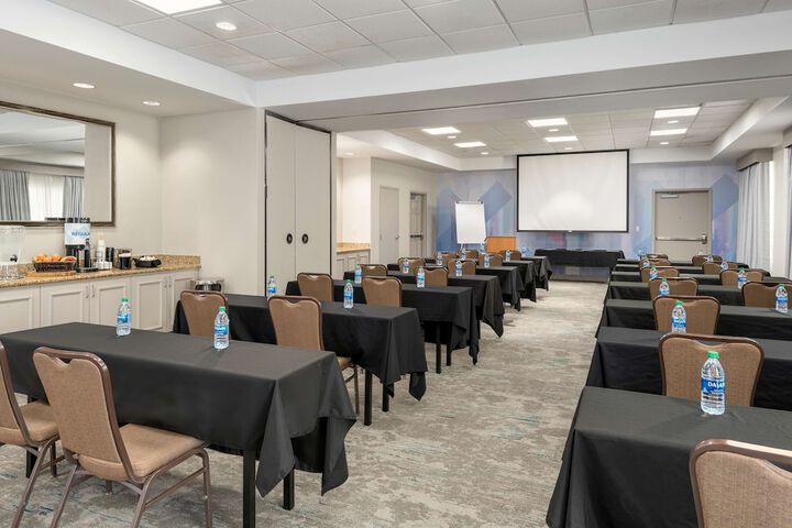 Hilton Garden Inn Lafayette / Cajundome