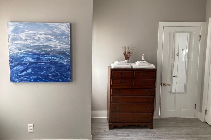 Room 33 of 53
