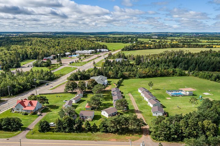 Cavendish Lodge & Cottages