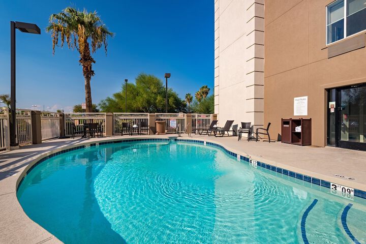 Pool 8 of 44