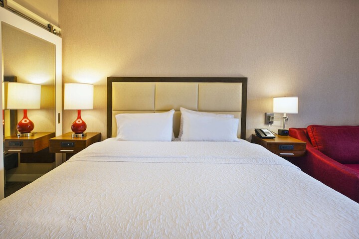 Hampton Inn & Suites Providence / Warwick-Airport