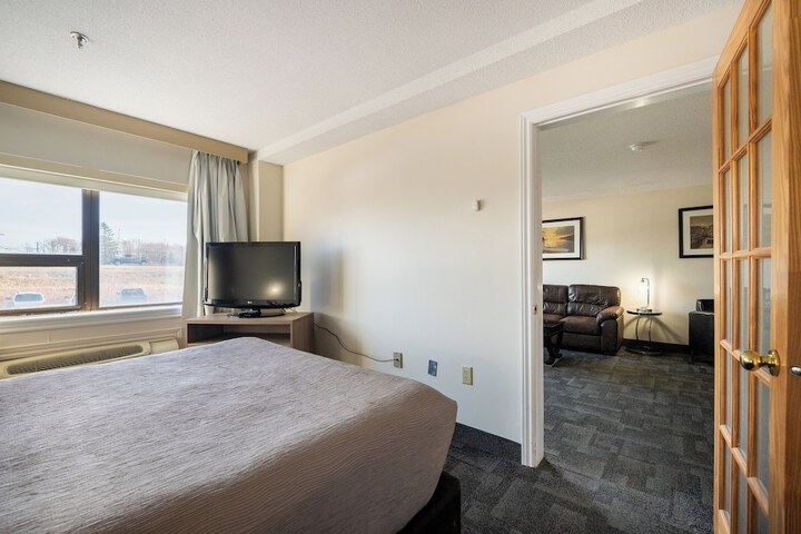 Room 35 of 46