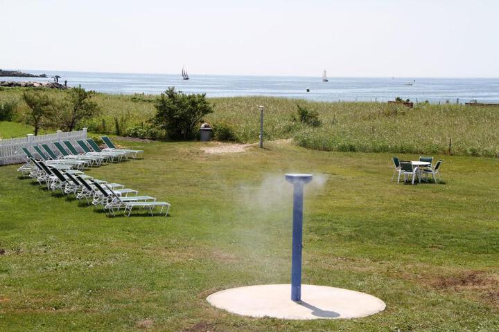 The Seaside Inn