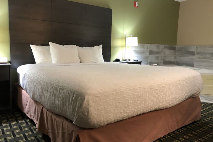Room 14 of 23