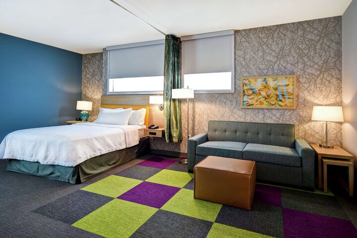 Room 21 of 47