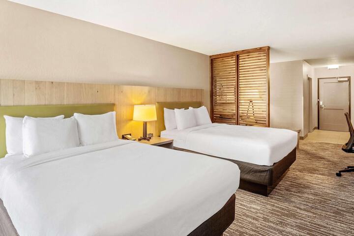 Country Inn & Suites by Radisson Flagstaff Downtown, AZ
